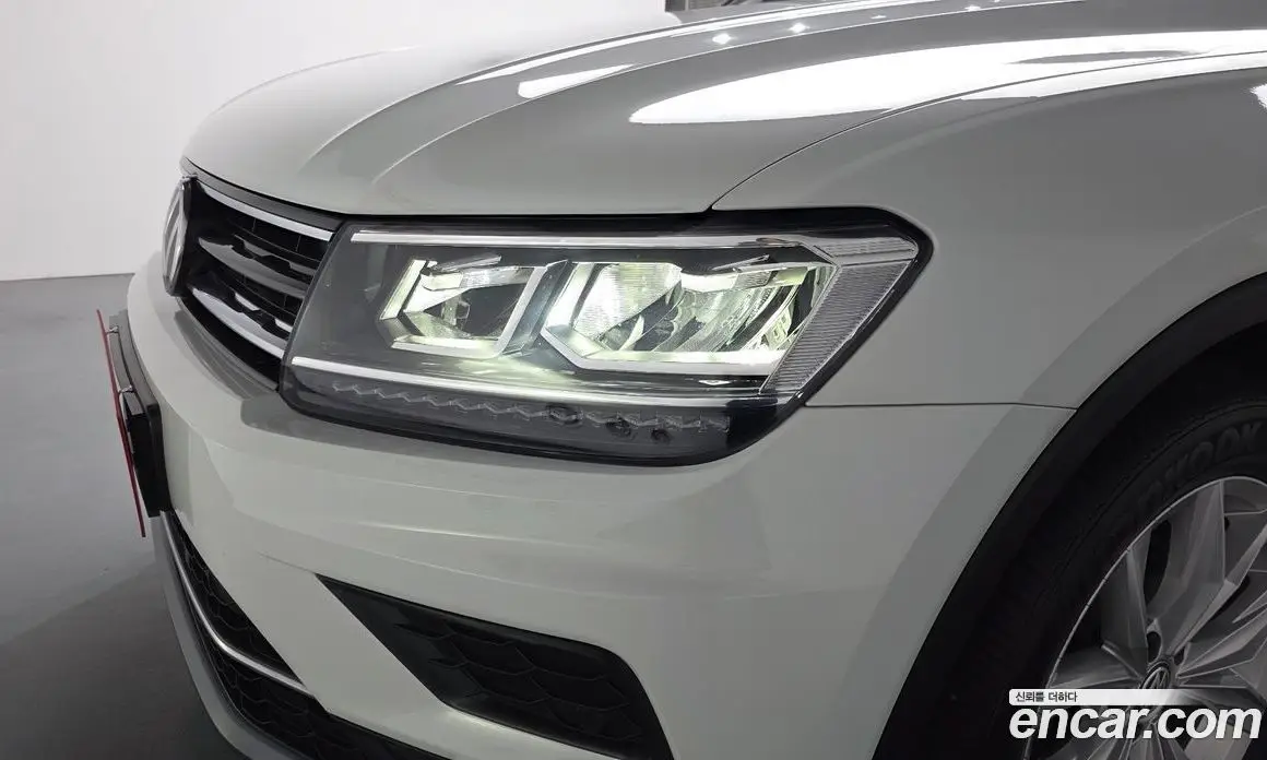 Volkswagen Tiguan 2018 2.0 автомат (гидро), фото 8