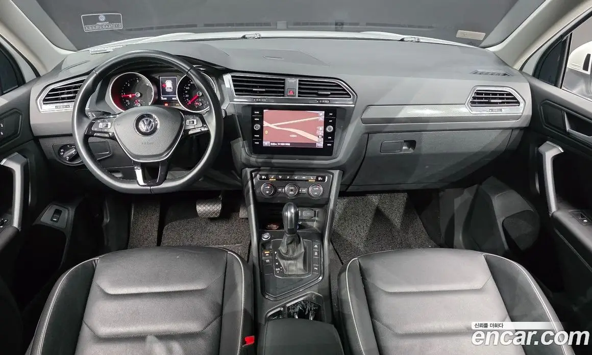 Volkswagen Tiguan 2020 2.0 автомат (гидро), фото 10 Volkswagen Tiguan 2020 2.0 автомат (гидро), фото 10