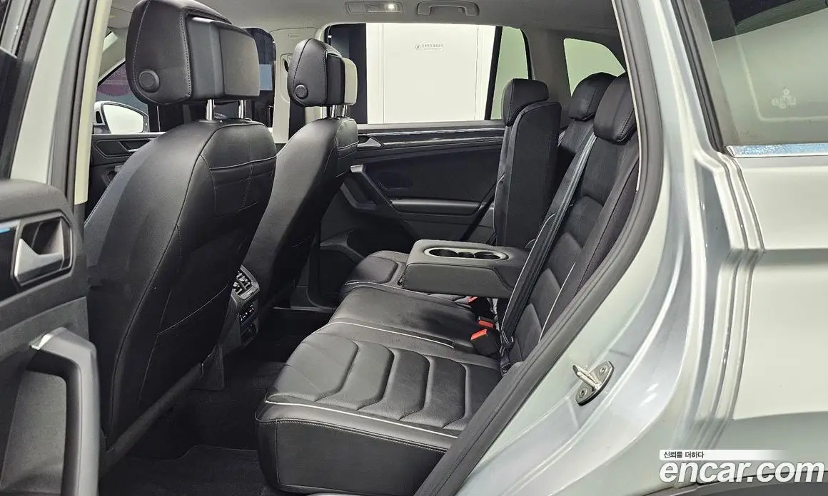 Volkswagen Tiguan 2021 2.0 автомат (гидро), фото 18