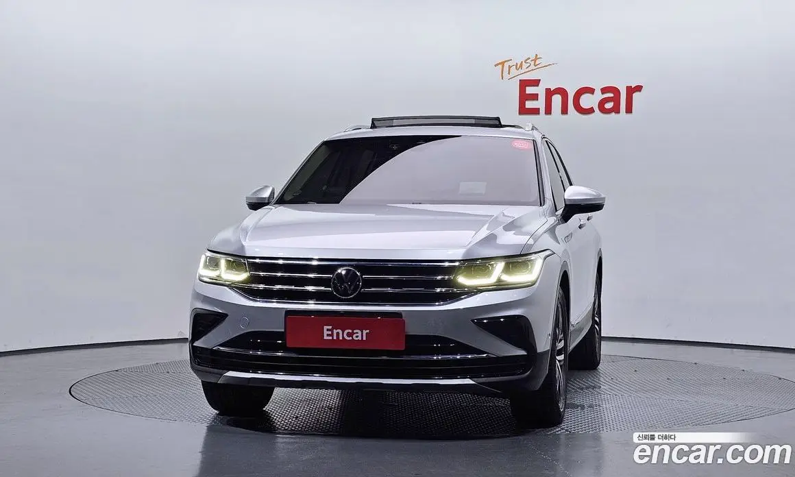 Volkswagen Tiguan 2021 2.0 автомат (гидро), фото 3