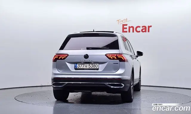 Volkswagen Tiguan 2021 2.0 автомат (гидро), миниатюра 4