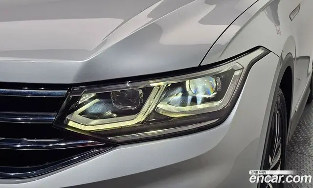 Volkswagen Tiguan 2021 2.0 автомат (гидро), миниатюра 8
