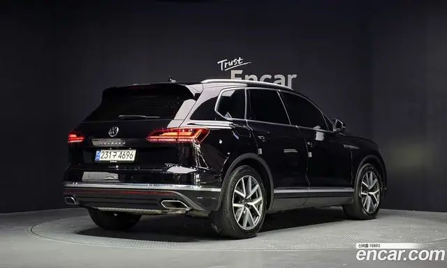 Volkswagen Touareg 2021 3.0 автомат (гидро), миниатюра 2 Volkswagen Touareg 2021 3.0 автомат (гидро), миниатюра 2