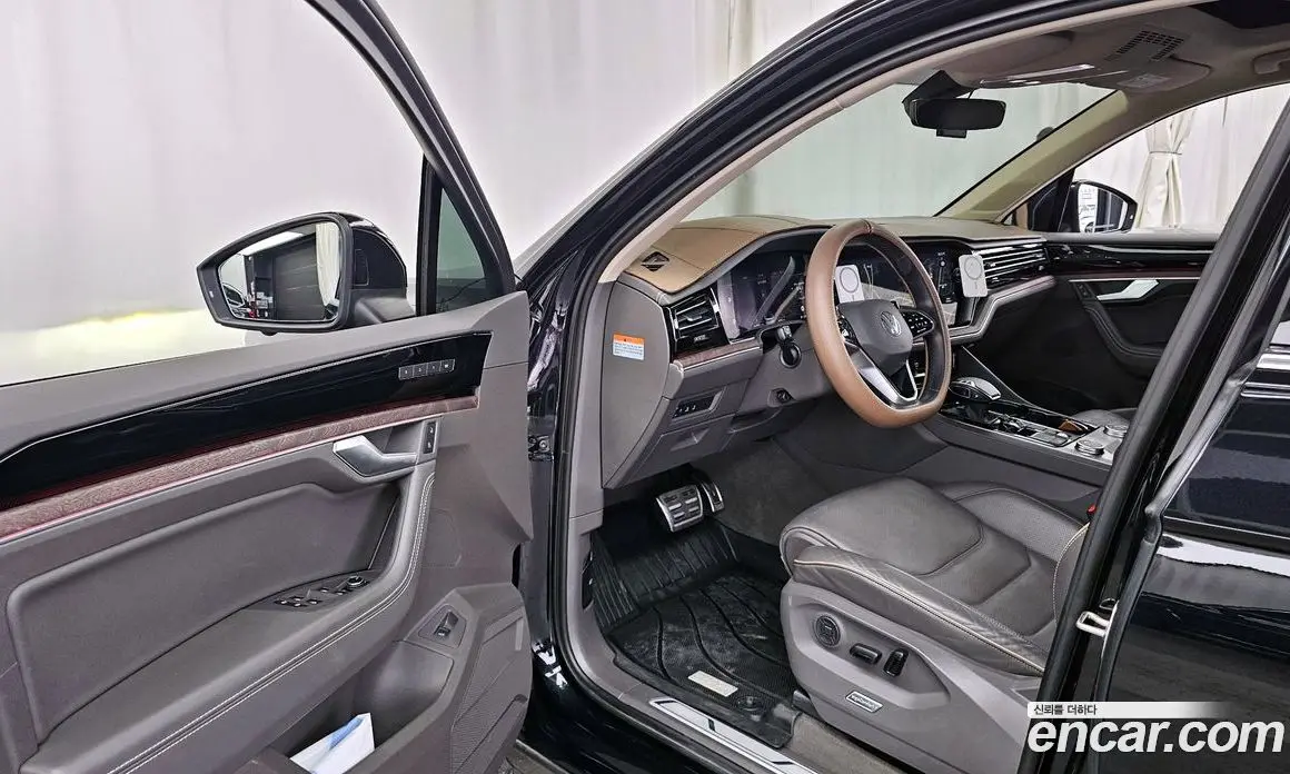Volkswagen Touareg 2021 3.0 автомат (гидро), фото 13 Volkswagen Touareg 2021 3.0 автомат (гидро), фото 13