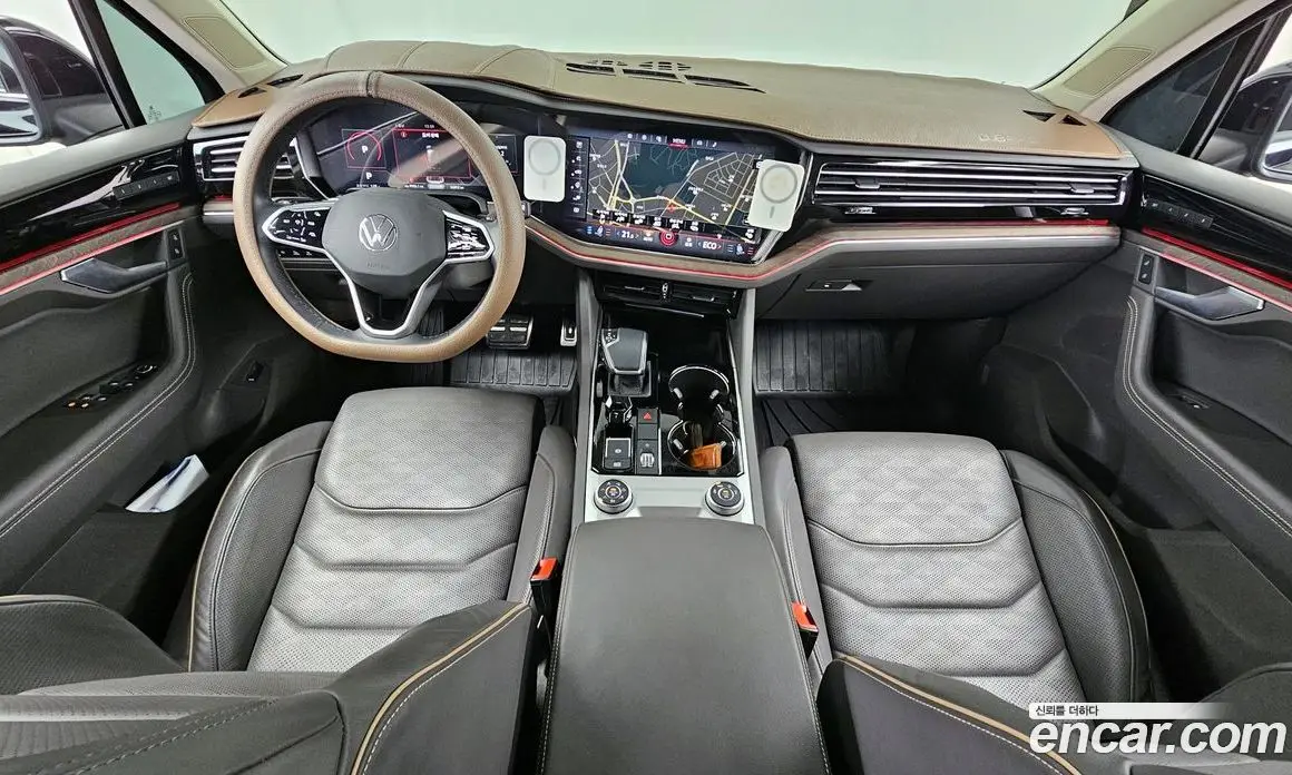 Volkswagen Touareg 2021 3.0 автомат (гидро), фото 10 Volkswagen Touareg 2021 3.0 автомат (гидро), фото 10