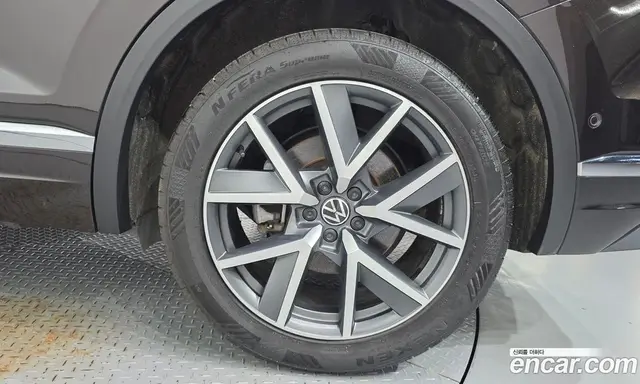 Volkswagen Touareg 2023 3.0 автомат (гидро), миниатюра 7
