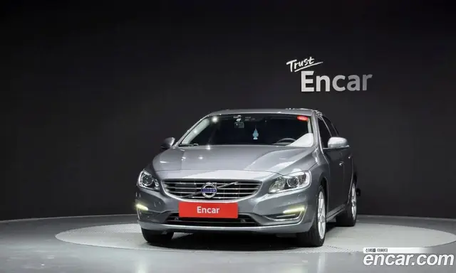 Volvo S60 2017 2.0 автомат (гидро), миниатюра 3