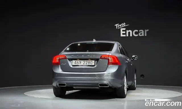 Volvo S60 2017 2.0 автомат (гидро), миниатюра 4