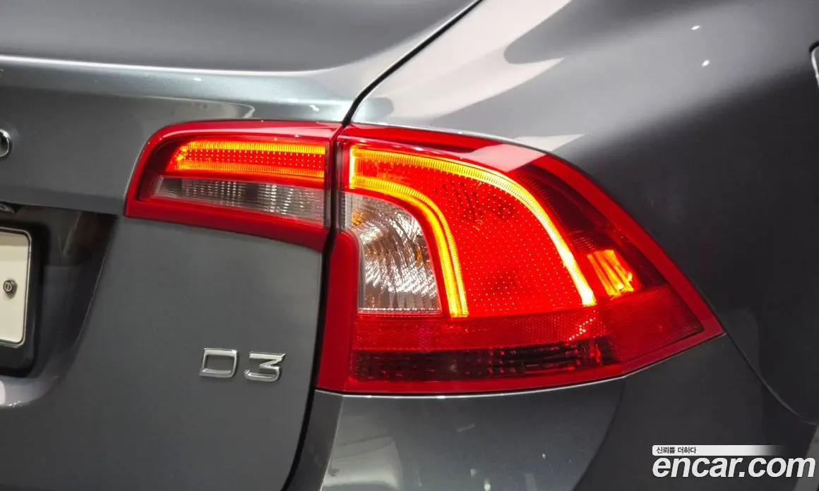Volvo S60 2017 2.0 автомат (гидро), фото 9