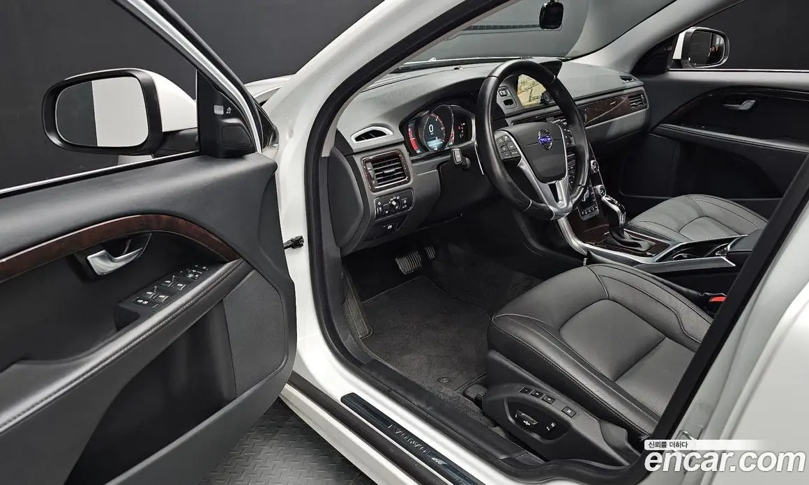 Volvo S80 2015 2.0 автомат (гидро), фото 16 Volvo S80 2015 2.0 автомат (гидро), фото 16
