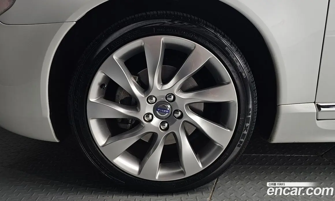 Volvo S80 2015 2.0 автомат (гидро), фото 4 Volvo S80 2015 2.0 автомат (гидро), фото 4