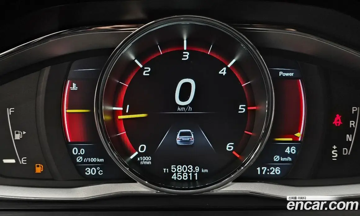 Volvo S80 2015 2.0 автомат (гидро), фото 10 Volvo S80 2015 2.0 автомат (гидро), фото 10