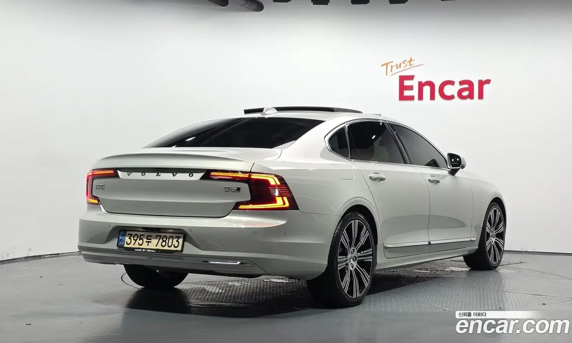 Volvo S90 2021 2.0 автомат (гидро), фото 1 Volvo S90 2021 2.0 автомат (гидро), фото 1