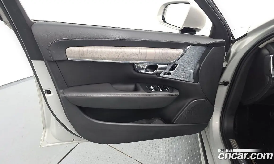 Volvo S90 2021 2.0 автомат (гидро), фото 13 Volvo S90 2021 2.0 автомат (гидро), фото 13