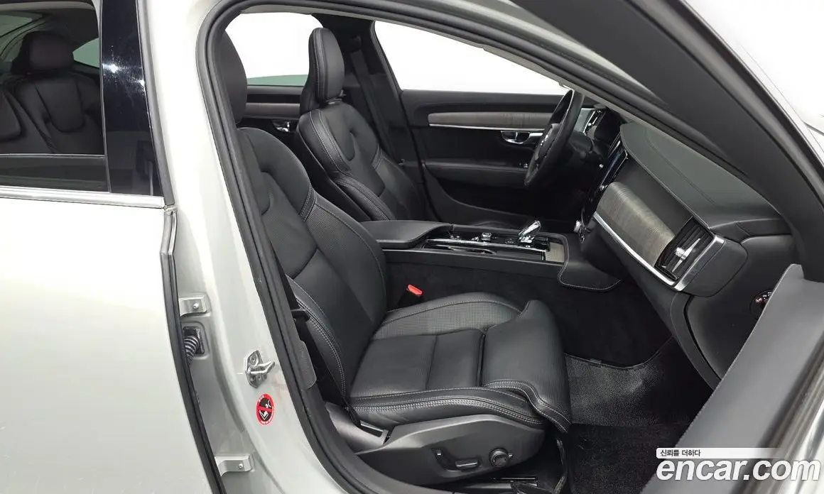 Volvo S90 2021 2.0 автомат (гидро), фото 15 Volvo S90 2021 2.0 автомат (гидро), фото 15