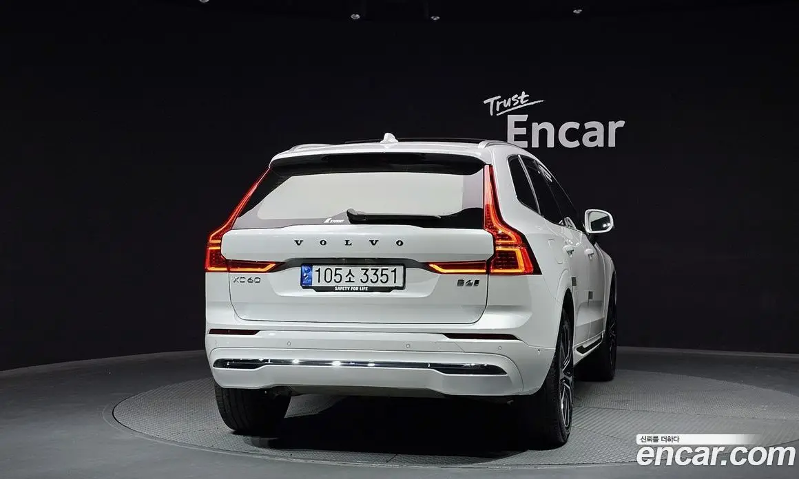 Volvo XC60 2024 2.0 автомат (гидро), фото 4 Volvo XC60 2024 2.0 автомат (гидро), фото 4