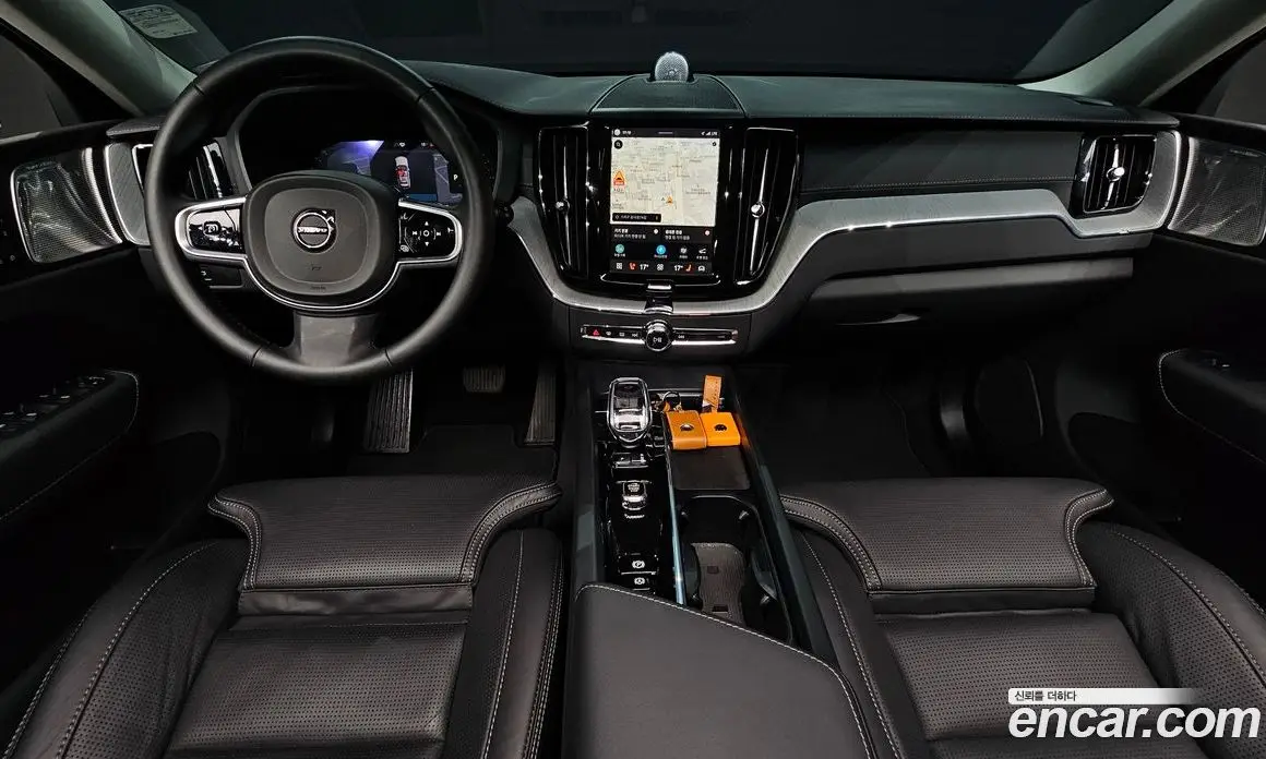 Volvo XC60 2024 2.0 автомат (гидро), фото 10 Volvo XC60 2024 2.0 автомат (гидро), фото 10