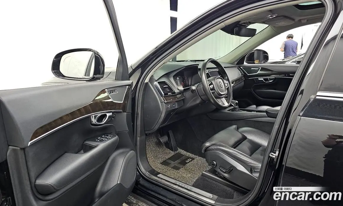 Volvo XC90 2017 2.0 автомат (гидро), фото 10