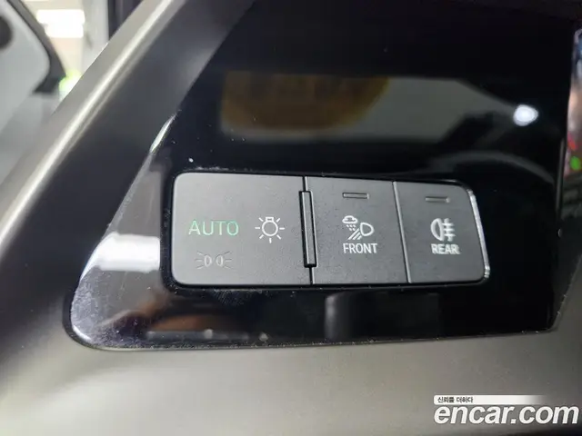 Audi A3 2023 2.0 автомат (гидро), миниатюра 11