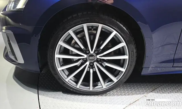 Audi A5 2023 2.0 автомат (гидро), миниатюра 4 Audi A5 2023 2.0 автомат (гидро), миниатюра 4