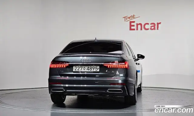 Audi A6 2020 2.0 автомат (гидро), миниатюра 4