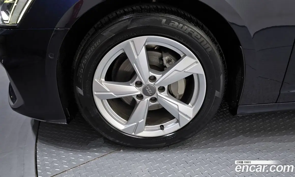Audi A6 2021 2.0 автомат (гидро), фото 5 Audi A6 2021 2.0 автомат (гидро), фото 5