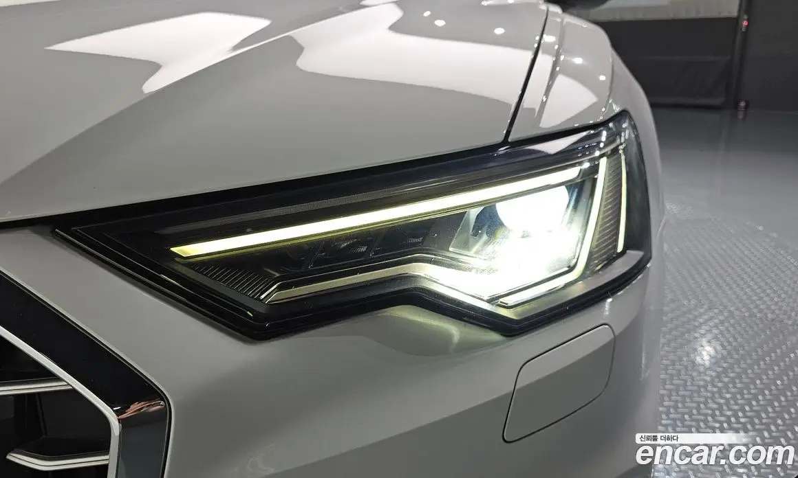 Audi A6 2021 2.0 автомат (гидро), фото 7
