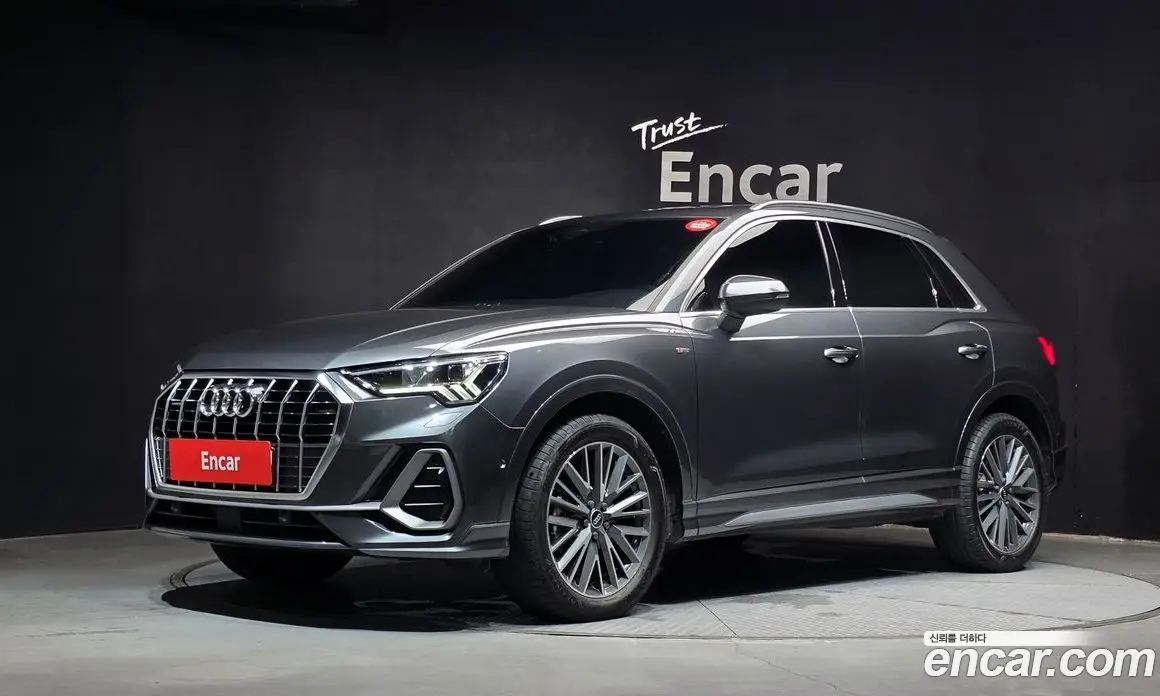 Audi Q3 2022 2.0 автомат (гидро), фото 1 Audi Q3 2022 2.0 автомат (гидро), фото 1