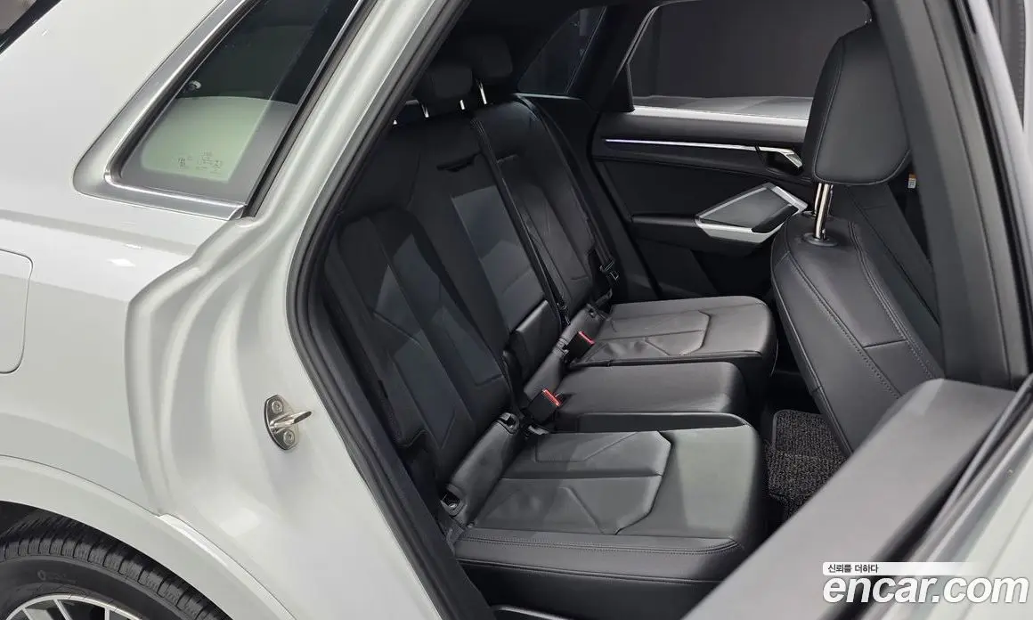 Audi Q3 2023 2.0 автомат (гидро), фото 16 Audi Q3 2023 2.0 автомат (гидро), фото 16