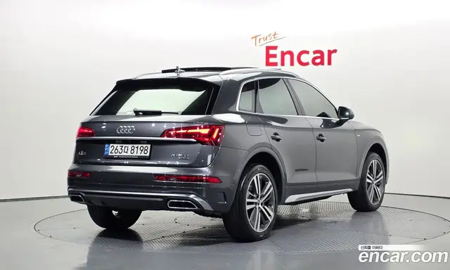 Audi Q5 2021 2.0 автомат (гидро), миниатюра 2
