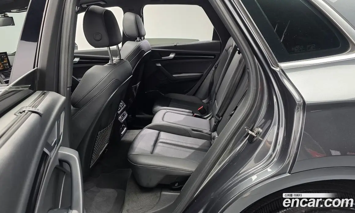 Audi Q5 2021 2.0 автомат (гидро), фото 16