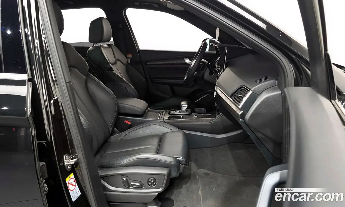 Audi Q5 2023 2.0 автомат (гидро), фото 16