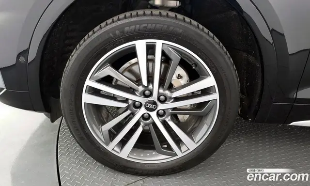 Audi Q5 2023 2.0 автомат (гидро), миниатюра 5