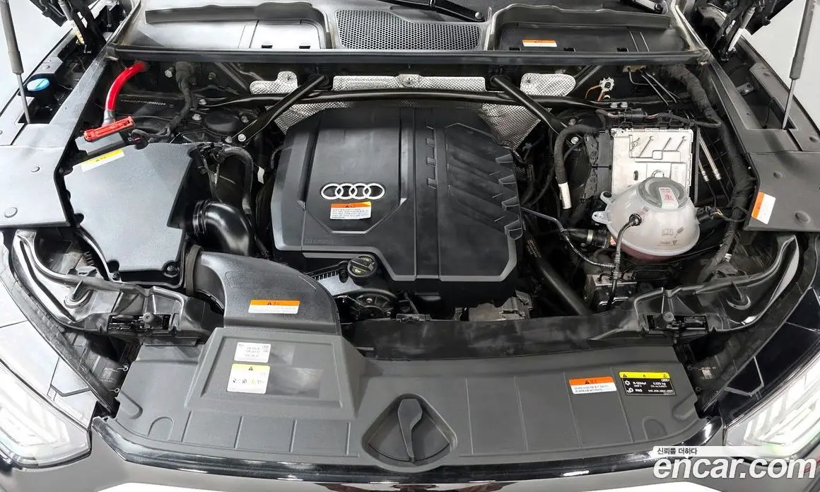 Audi Q5 2023 2.0 автомат (гидро), фото 6