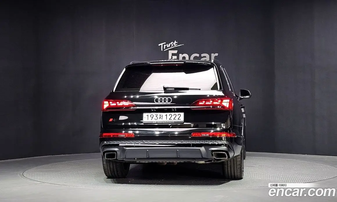 Audi Q7 2024 3.0 автомат (гидро), фото 4 Audi Q7 2024 3.0 автомат (гидро), фото 4