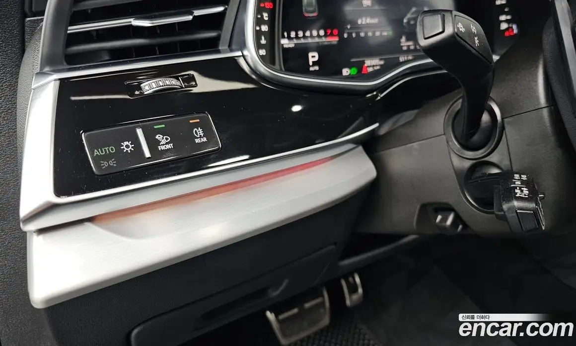 Audi Q8 2025 3.0 автомат (гидро), фото 19 Audi Q8 2025 3.0 автомат (гидро), фото 19