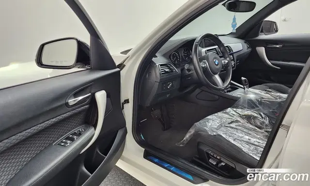 BMW 1 серия 2018 2.0 автомат (гидро), миниатюра 12