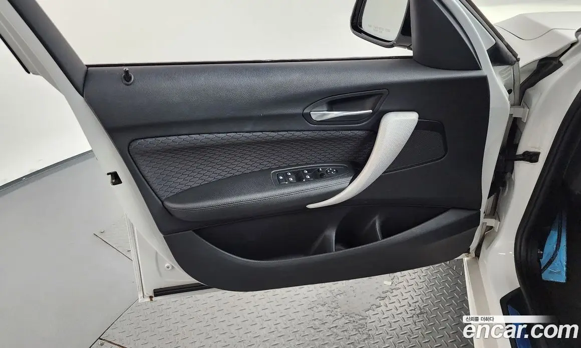 BMW 1 серия 2018 2.0 автомат (гидро), фото 13 BMW 1 серия 2018 2.0 автомат (гидро), фото 13