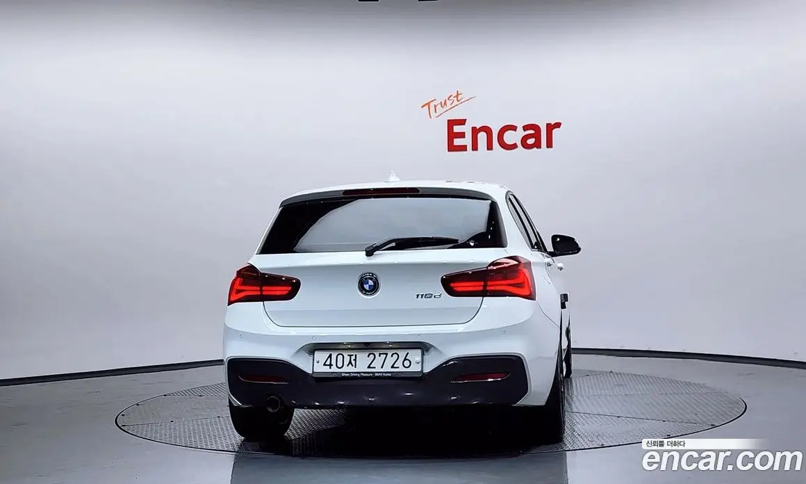 BMW 1 серия 2018 2.0 автомат (гидро), фото 3 BMW 1 серия 2018 2.0 автомат (гидро), фото 3