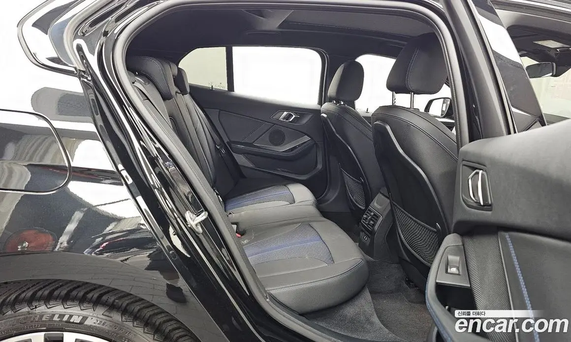 BMW 1 серия 2023 2.0 автомат (гидро), фото 18