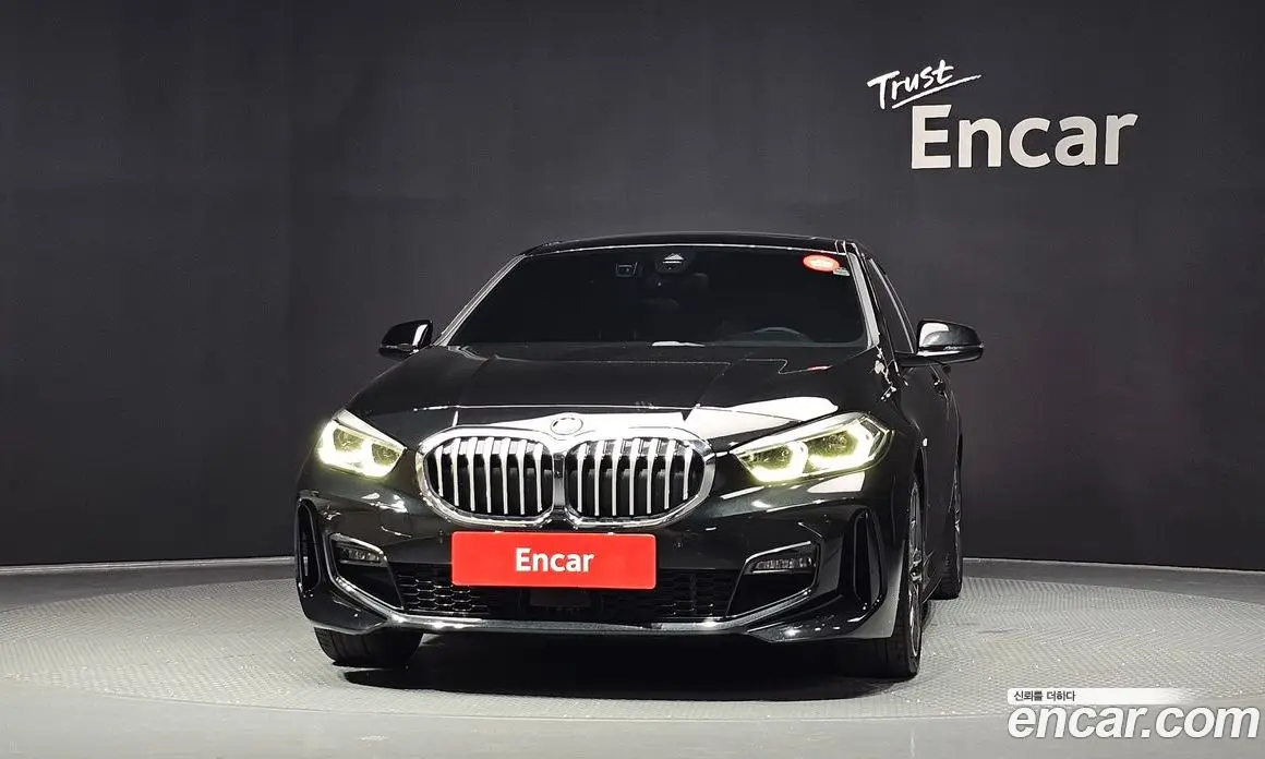 BMW 1 серия 2023 2.0 автомат (гидро), фото 3