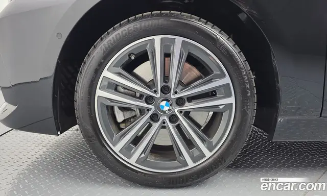 BMW 2 серия 2024 2.0 автомат (гидро), миниатюра 5