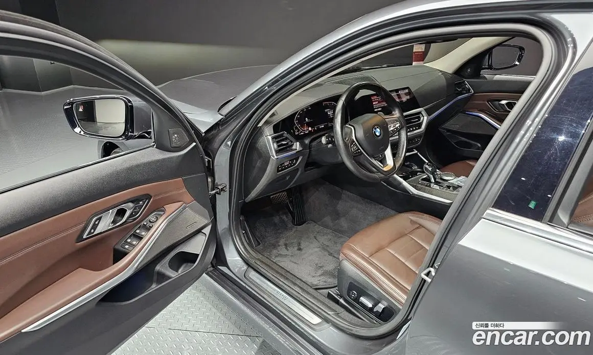 BMW 3 серия 2019 2.0 автомат (гидро), фото 12