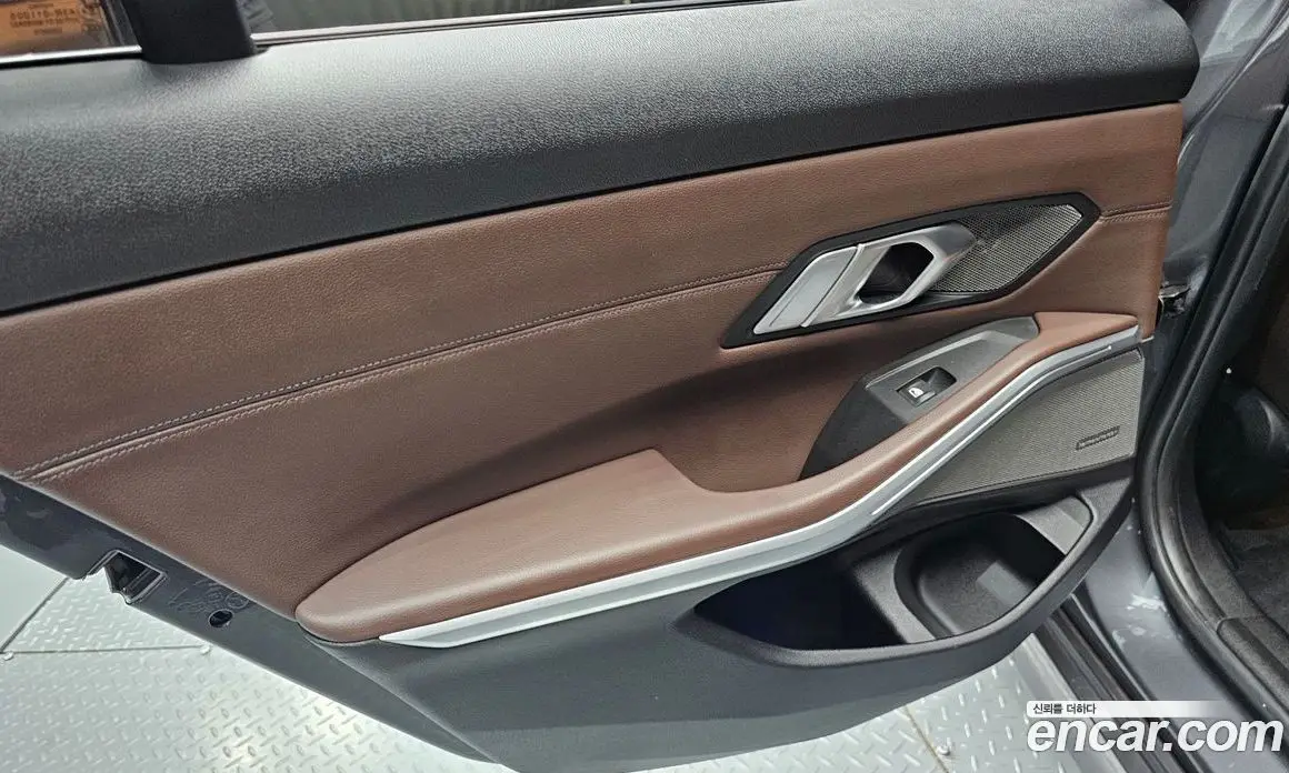 BMW 3 серия 2019 2.0 автомат (гидро), фото 14