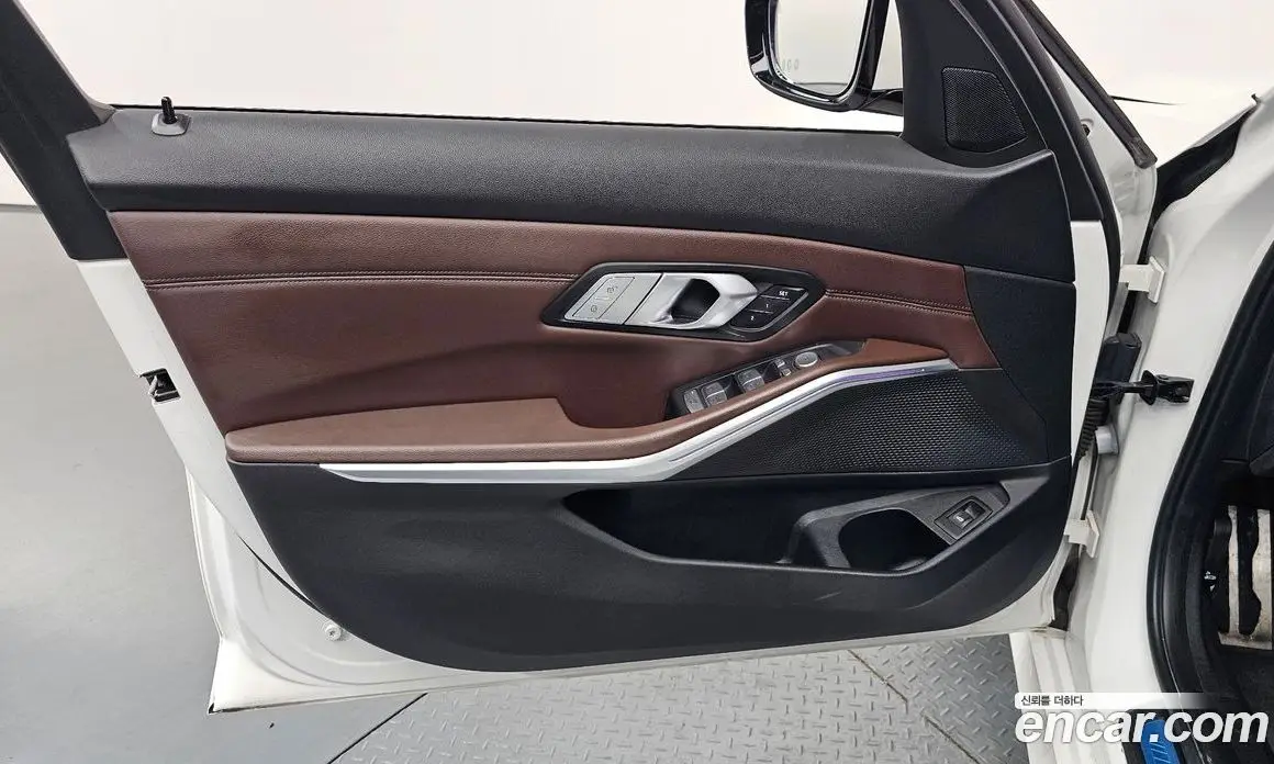 BMW 3 серия 2022 2.0 автомат (гидро), фото 14