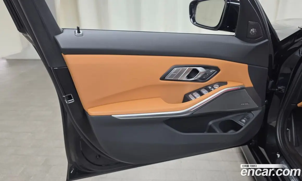 BMW 3 серия 2025 2.0 автомат (гидро), фото 14