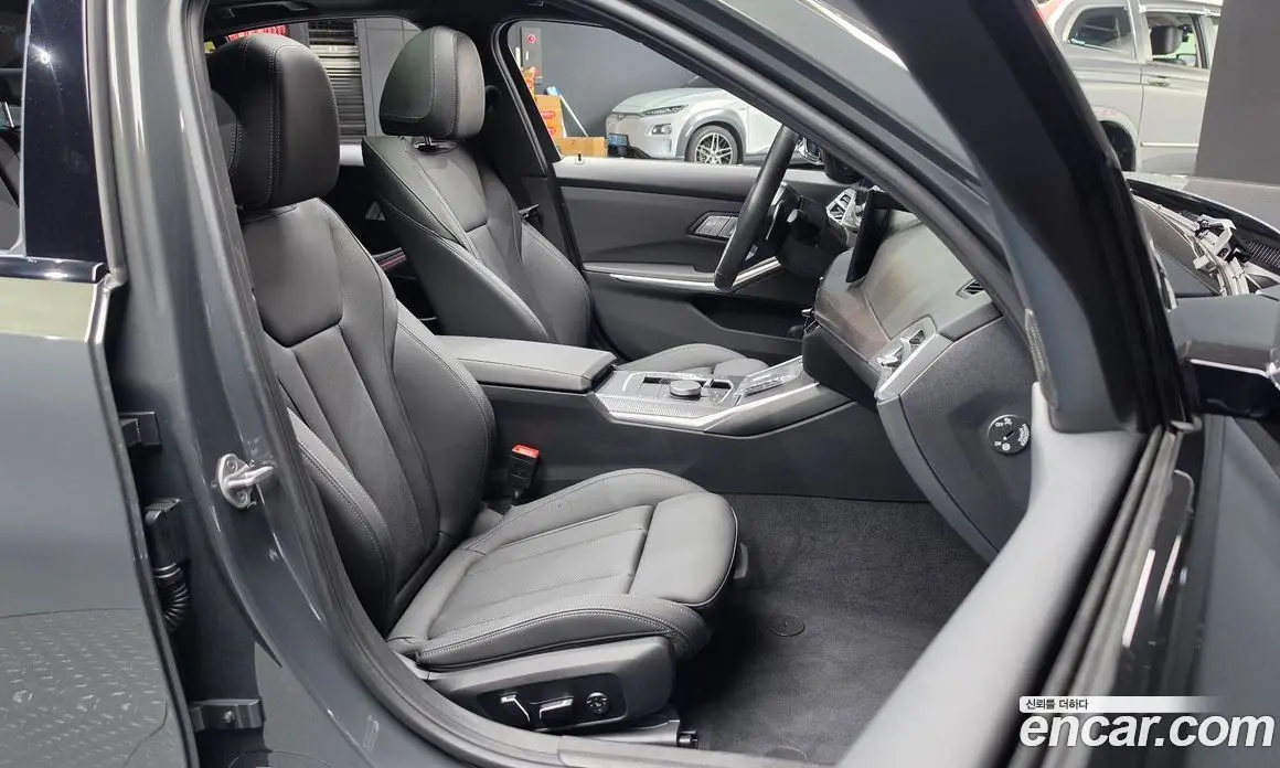 BMW 3 серия 2025 2.0 автомат (гидро), фото 15