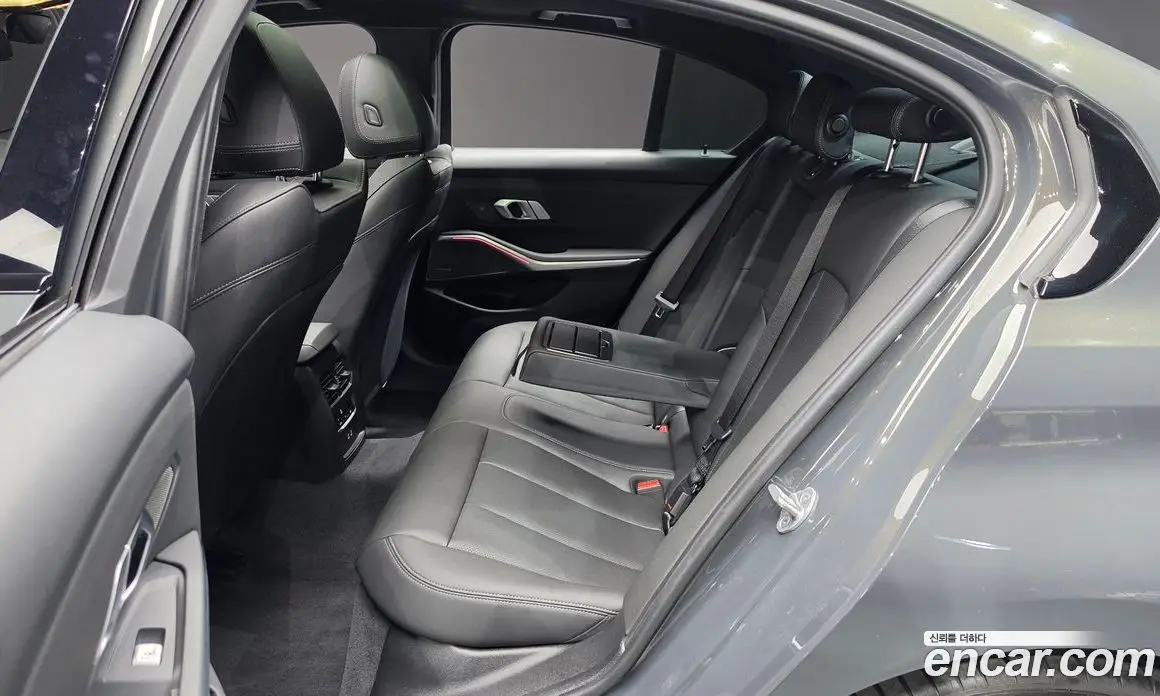 BMW 3 серия 2025 2.0 автомат (гидро), фото 16