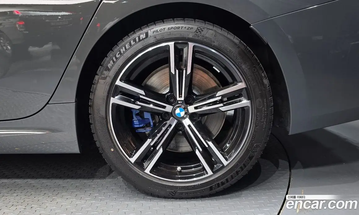 BMW 3 серия 2025 2.0 автомат (гидро), фото 6