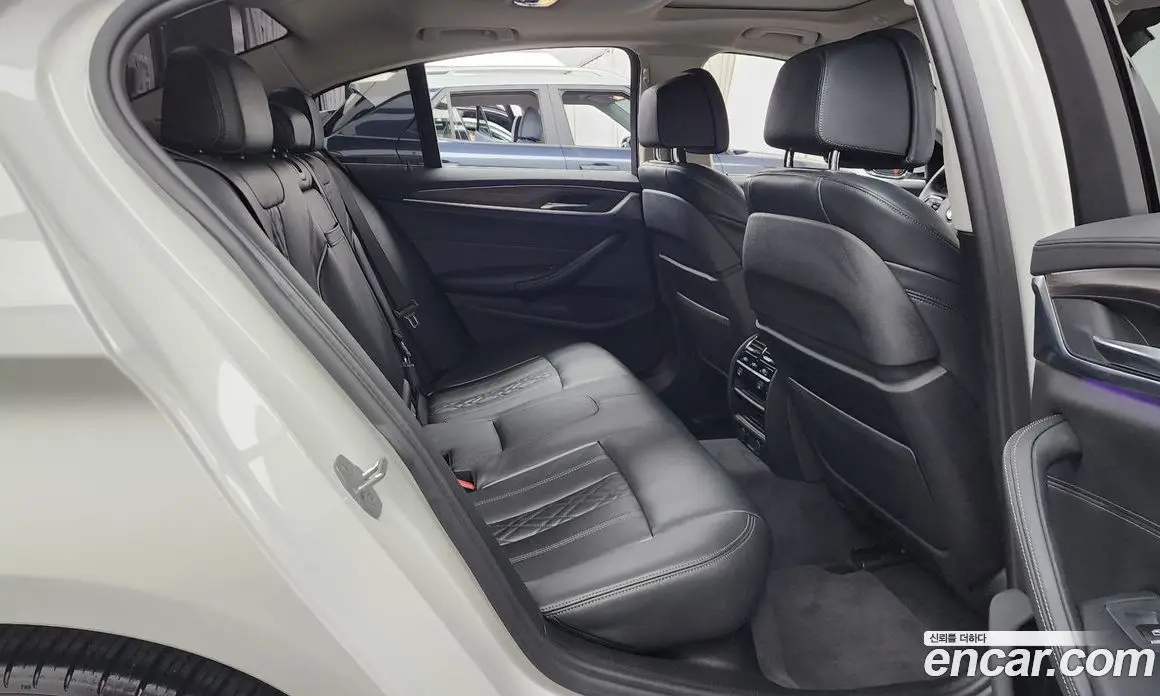 BMW 5 серия 2018 2.0 автомат (гидро), фото 18 BMW 5 серия 2018 2.0 автомат (гидро), фото 18